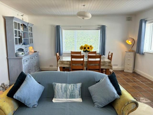 באליקונילי Beachcomber Cottages מראה חיצוני תמונה